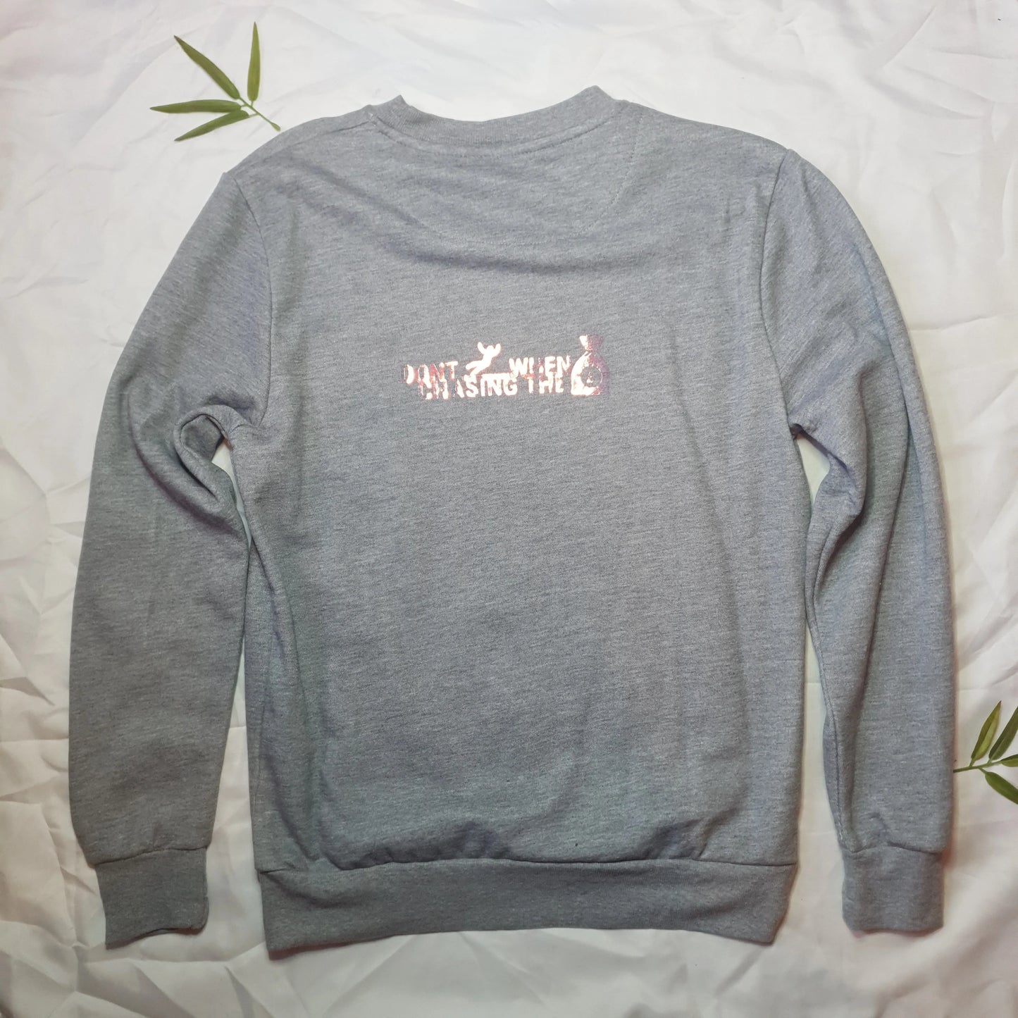 BIG BAG MULTI PRINT SWEATSHIRT "chase yours"
